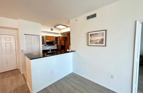 Lantana Condo | Intercoastal Resort Style Living 2/2 Condo