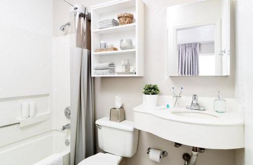 St. Andrews Hotel | InTown Suites Extended Stay Columbia SC - Broad River