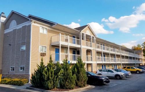 Norcross Hotel | InTown Suites Extended Stay Atlanta GA - Indian Trail