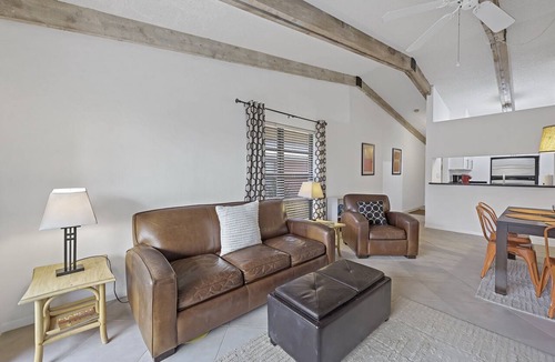 Marco Island Condo | Inviting Condo | Pool Just Steps From The Beach