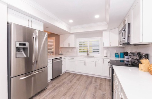 Jensen Beach House | Island Home with Whirlpool & Pool Access close to Downtown