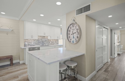Siesta Key Apartment | Island House Beach Resort 15S
