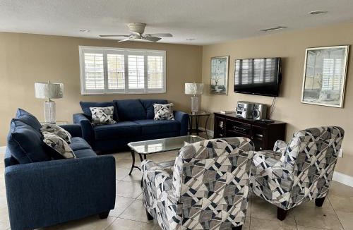 Siesta Key Villa | Island House Beach Resort V6 villa