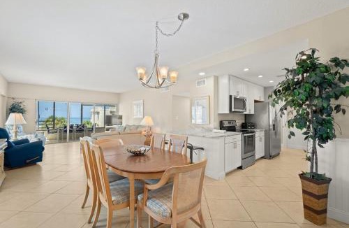 Siesta Key Apartment | Island House Beach Resort 15N