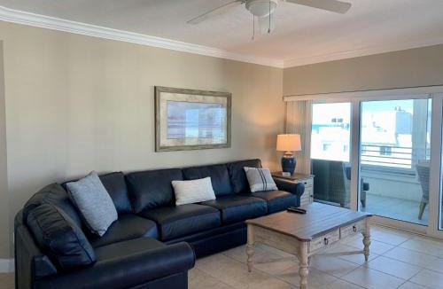 Siesta Key Apartment | Island House Beach Resort 17S