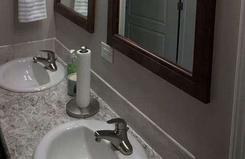 Doctors Inlet House | It's a nice quiet 4 bedroom trailer house.