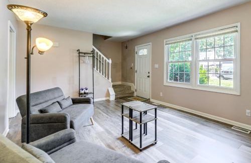 Jacksonville House | Jacksonville Retreat w/Yard near Base & Beach