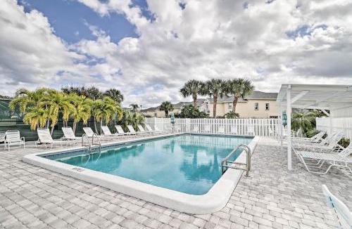 Jensen Beach House | Jensen Beach Home with Pool Access Less Than 1 Mi to Beach!