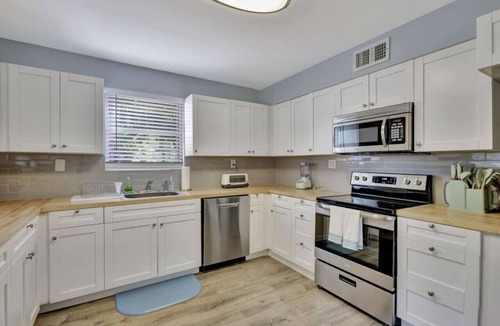 Indian River Estates House | Jensen Beach Tropical Oasis!