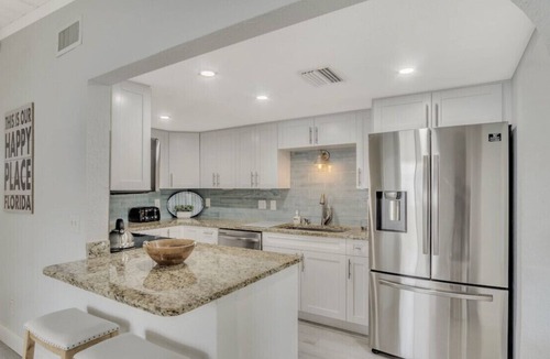 Redington Beach House | JLI Coastal Retreat - Five Star Gem by the Sea!