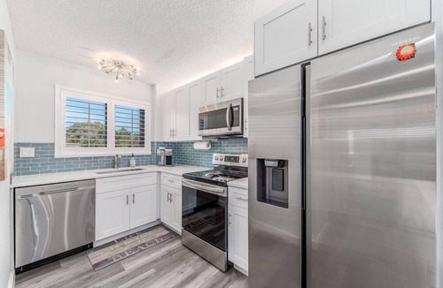Bella Vista Condo | JupRent's - Ocean Walk Paradise - 3Bed/3Bath - Close to everything in Jupiter!