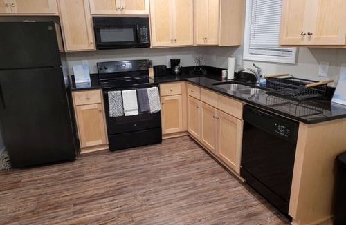 Kannapolis House | Kannapolis Excellent Sleep Experience (Left Side)