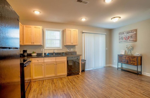 Kannapolis House | Kannapolis Excellent Sleep Experience (Left Side)