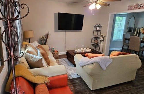 Kannapolis House | Kannapolis Excellent Sleep Experience (Left Side)
