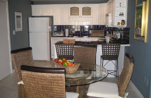 Key Biscayne Condo | Key Biscayne - Exquisite Beach Condo - 1 Block to Beach