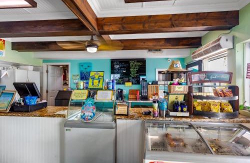 Key Colony Beach House | Key Colony Beach Waterfront Villa