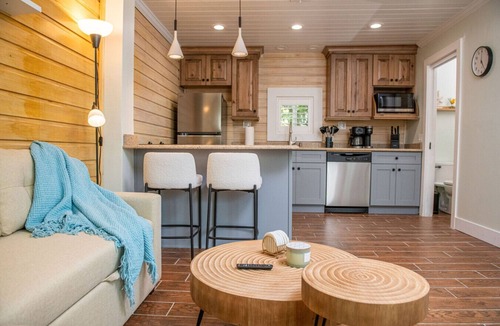 Madeira Beach Cabin | King Bed, Step to Madeira Beach, Heated Pool, Private