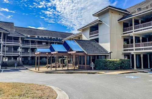 Arcadian Shores Condo | Kingston Laurel 207 2nd floor, Elevator,Pool,Beach