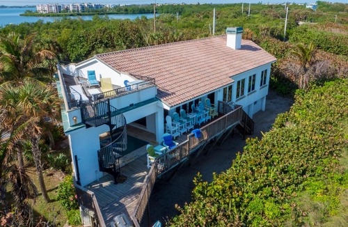 Stuart House | La Dolce Vita