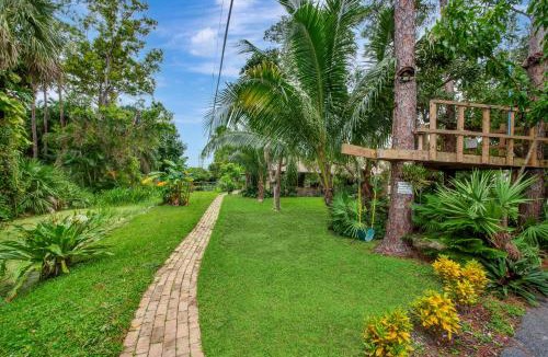 Lake Worth Bed & Breakfast | La Quiete Cove for One