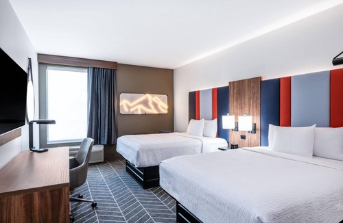 Chelsea Hotel | La Quinta by Wyndham Chelsea Birmingham