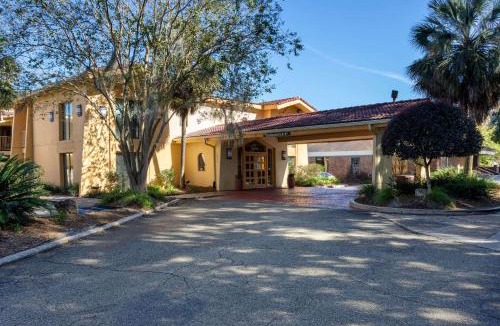 Tallahassee Hotel | La Quinta Inn by Wyndham Tallahassee North