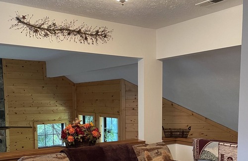 Ocoee Cabin | LAINE'S LODGE IN CHEROKEE NATIONAL FOREST