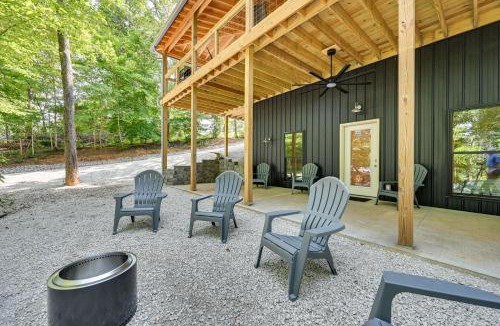 Monticello House | Lake & Boat Launch Access: Modern Monticello Home
