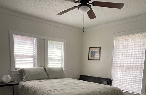 Lake Waccamaw House | Lake front home on beautiful coastal natural lake