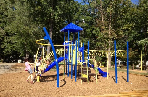 Mocksville Resort | Lake Myers Lakeside Villa 19