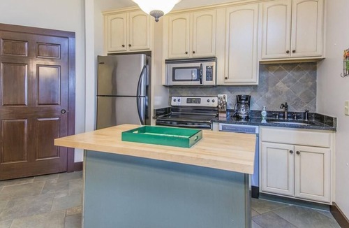 Eatonton Villa | Lakefront at Cuscowilla on Lake Oconee