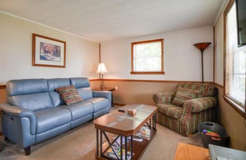 Dandridge House | Lakefront Cabin in Dandridge w/Fire Pit & Grill!