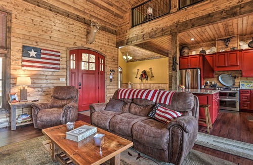 Tazewell Cabin | Lakefront cabin with fire pit, lift down to the dock, hot tub, bean bag toss