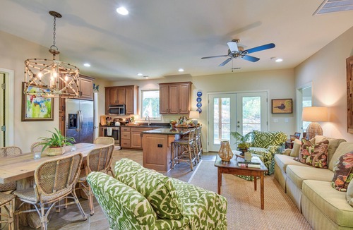 Seneca House | Lakefront Fun Near Clemson! Retreat w/Pool Access