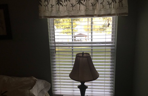 Chipley House | Lakefront Home, beautiful setting, only 30 minutes drive from the Beaches of 30A