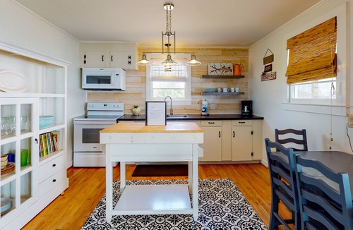 Prosperity House | Lakefront home on large lot with dock, boat ramp, & gorgeous views