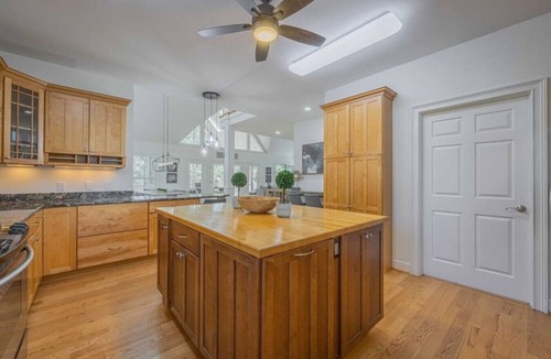 Reed Creek House | Lakefront Home Perfectly Styled, Clean, and Modern