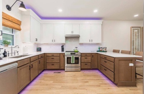Mid America House | Lakefront Luxury Condos with Pool and Fire Pit