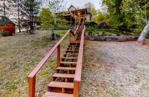 Rock Harbor House | Lakefront Retreat Sleeps 16 Dock Boat Slips Grill