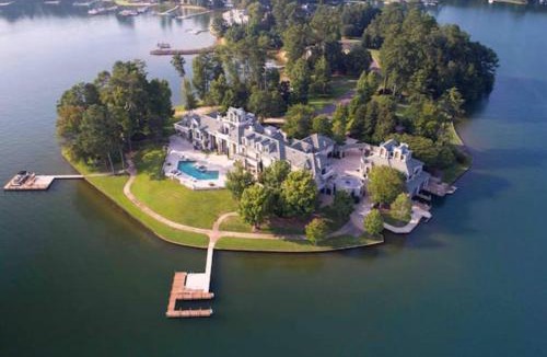 Alexander City Villa | Lakeside Grande Villa