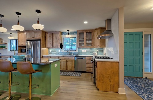 Cedar Cliff House | Lakeside Therapy by Chatuge Home Concierge | Lakefront · Dock · Firepit · Ping Pong