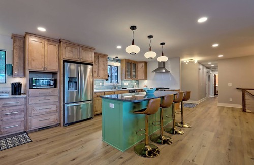 Cedar Cliff House | Lakeside Therapy by Chatuge Home Concierge | Lakefront · Dock · Firepit · Ping Pong