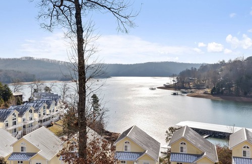 La Follette Villa | Lakeview home with pool, balconies, washer/dryer, fireplace, & cable