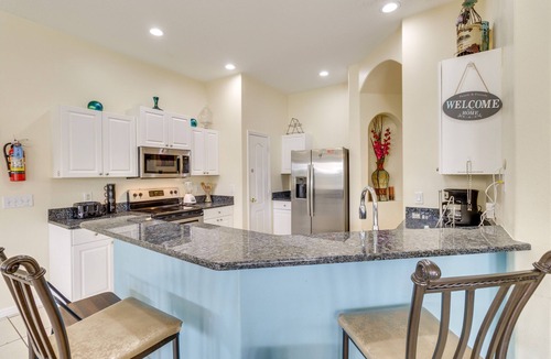 Tuscan Hills Villa | Lanai & Pool: Spacious Villa Near Disney!
