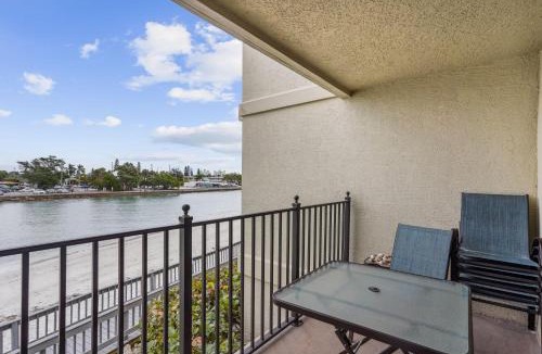 Sunset Beach House | Land's End 4-204 Bay Front - Premier