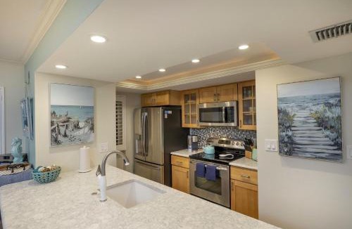 Sunset Beach House | Land's End 4-306 Bay Front - Premier
