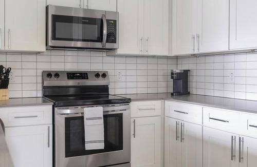 Sun City Center Apartment | Landing | Beautiful 3BD, Gym