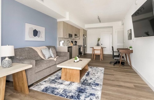 Overtown Apartment | Landing | Beautiful 1BD, Pool