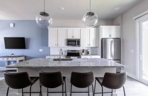 Longs Apartment | Landing | Beautiful 2BD, Gym