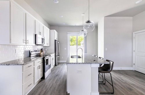 Longs Apartment | Landing | Beautiful 2BD, Gym